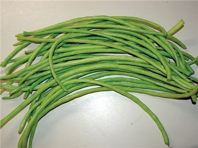 - BoxGardenSeedsLLC - Oriental Green Yard Long Pole Beans, - Beans / Dry Beans - Seeds