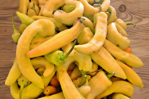 Sweet Banana Pepper Seeds - Heirloom Mild Sweet Frying Peppers for Container Garden